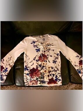 Vintage Floral Print Women's Bell Sleeve Knit Top